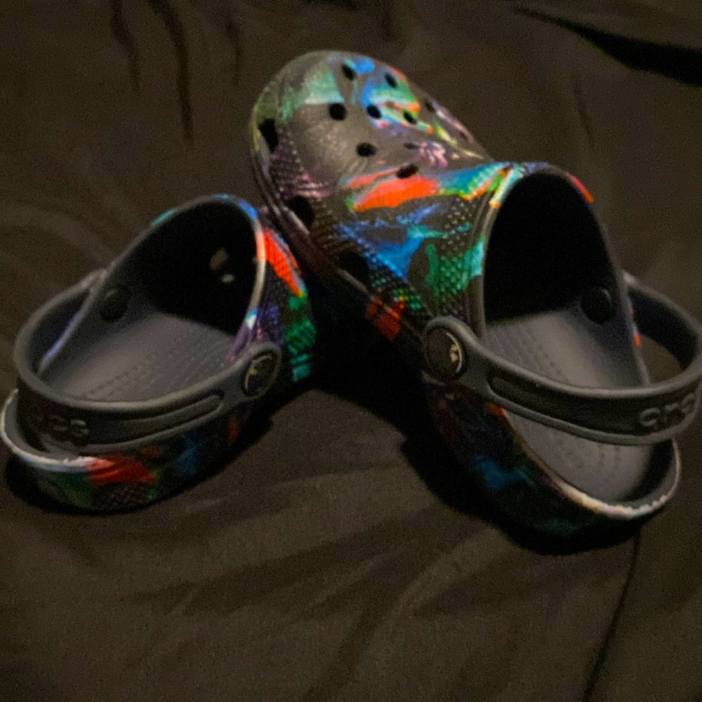 Boys dinosaur crocs!